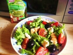 Salata de pui cu legume fresh